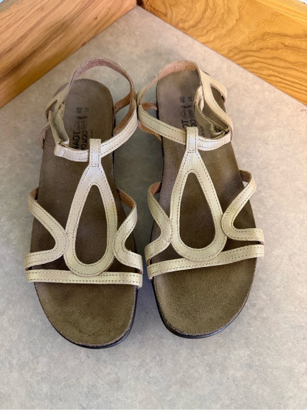 NAOT Leather Strappy Sandals Size 40 US 9 Made in Israel Comfort